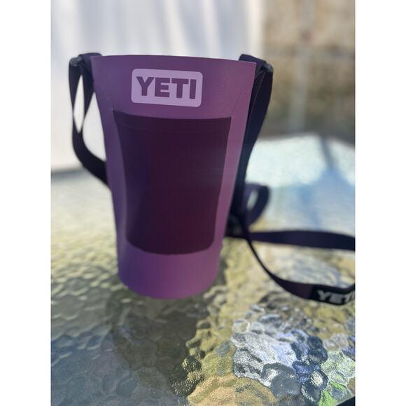 YETI Large Rambler Bottle Sling Holder Hopper Clips Nordic Purple - Picture 1 of 3